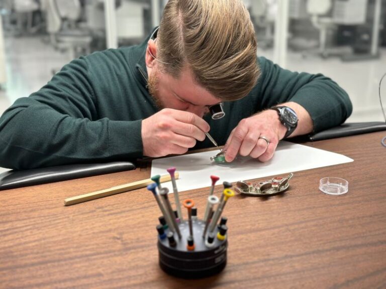 Four ways to foster curiosity Simple Revolution